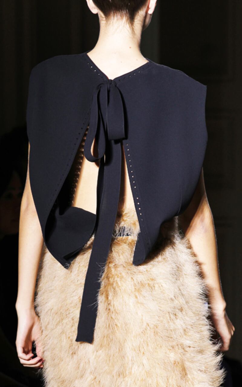 galleries/2010/10/06/paris-fashion-week-wrap/paris-fashion-week-106---ysl_qckuuf