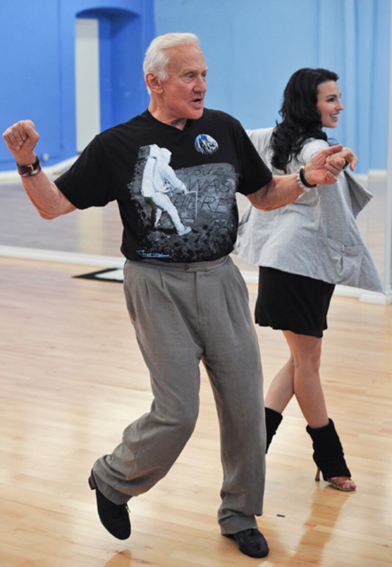 galleries/2011/04/10/famous-sellouts/famous-sell-outs---aldrin_uzrtod