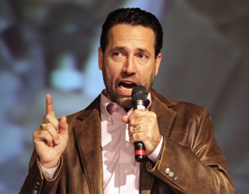 articles/2010/11/12/joe-millers-struggle-alaskan-election-results-is-he-hurting-himself/walshe-joe-miller-1_140770_xwsajh