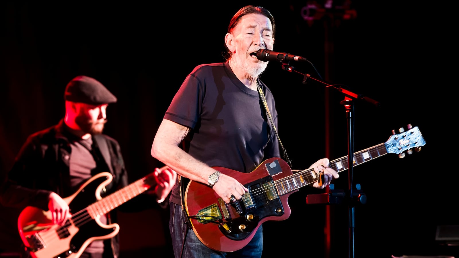 British singer Chris Rea performs live on stage during a concert at the Tempodrom on October 30, 2017 in Berlin, Germany. (Photo by Frank Hoensch/Redferns)