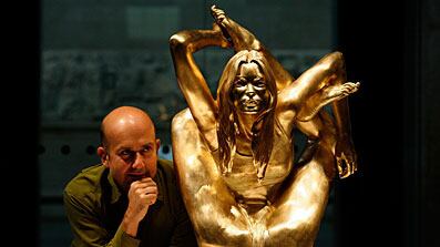 cheats/2008/10/03/kate-mosss-golden-calves/cheat-kate-moss-gold-sculpture_uwihcl