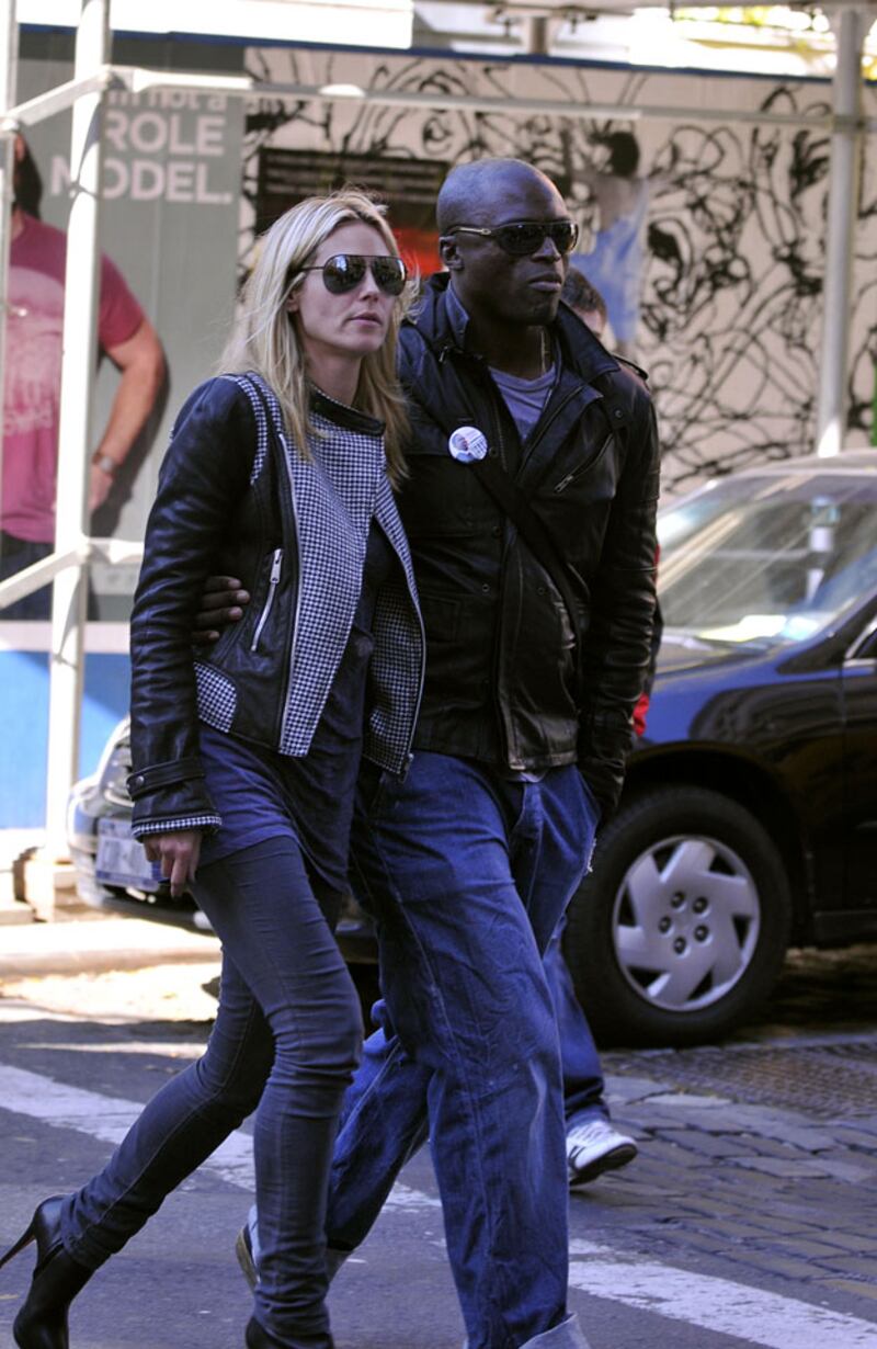 galleries/2010/01/13/celebrities-in-jeggings/jeggings---klum_dyofzc