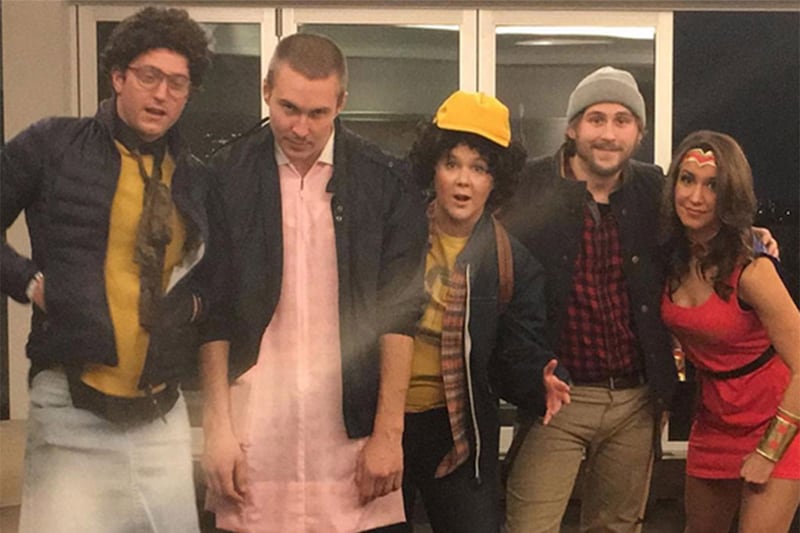 galleries/2015/10/31/best-celebrity-halloween-costumes-2015-photos/161031-Best-celeb-halloween-gal-04_j8syf7