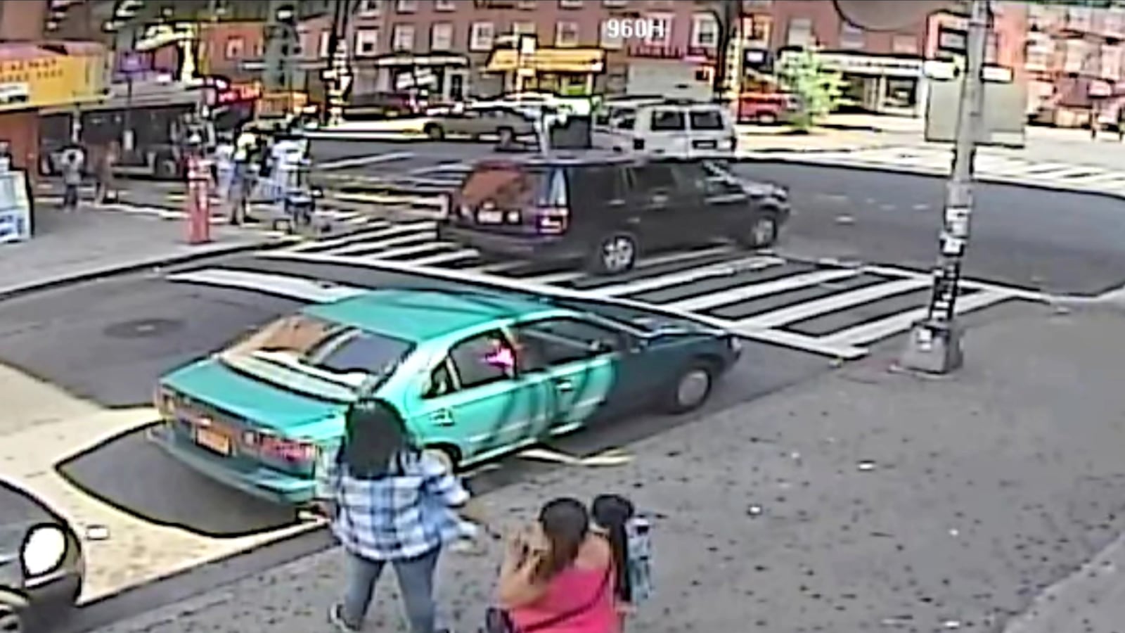 cheats/2016/03/22/nypd-blames-civilian-run-over-by-cops/160322-nypd-blame-victim-cheat_gloqgj