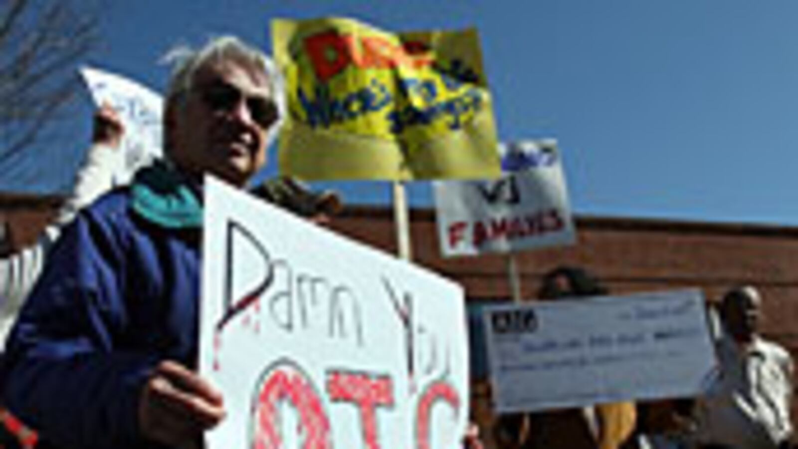 articles/2009/03/22/the-witch-hunt-backlash-is-coming/dezenhall-aig-witch-hunt_18904_sxyuin