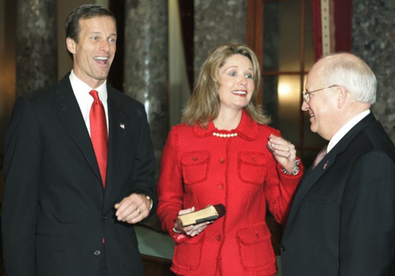 galleries/2011/04/26/wives-who-said-no/politician-wives-say-no---kimberly-thune_qhsuxk