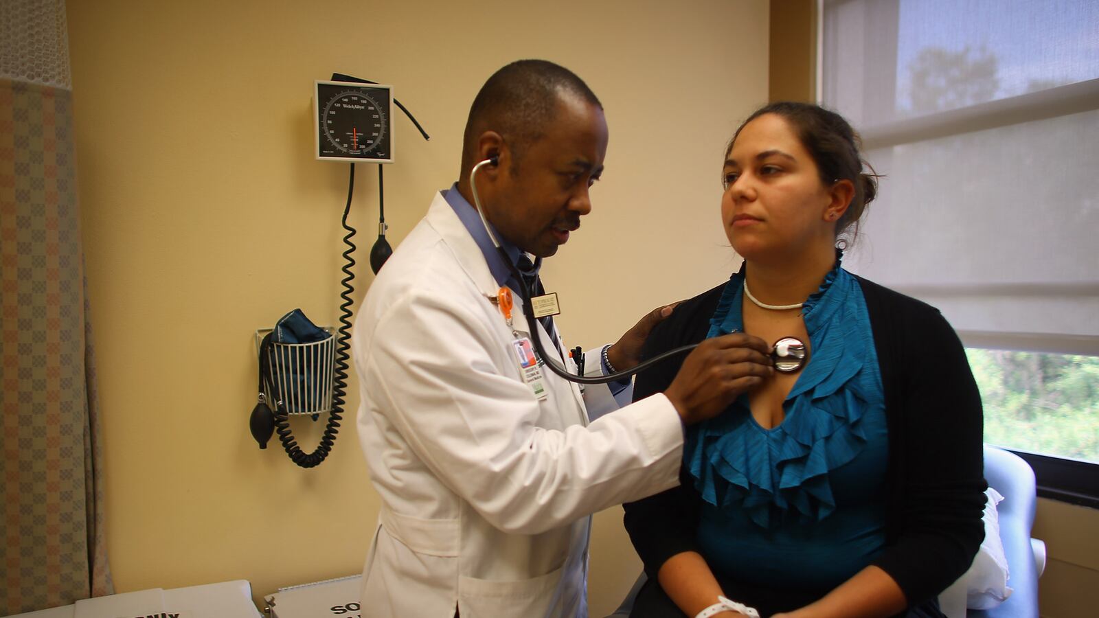 cheats/2012/06/29/states-rush-to-enact-health-law/state-scramble-affordable-care-cheat_ytudab