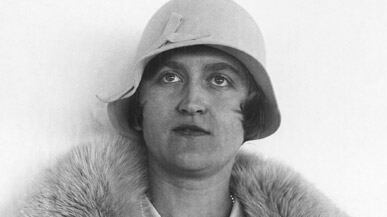 cheats/2011/05/25/huguette-clark-heiress-dead-at-104/huguette-clark_gd1z6u