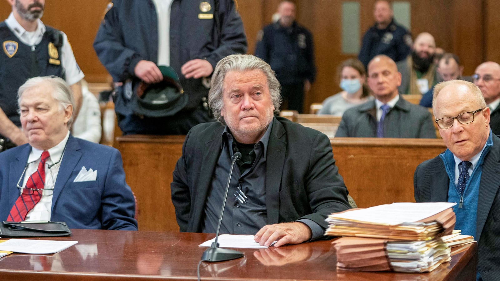 230212-steve-bannon-tease_vv2kfp