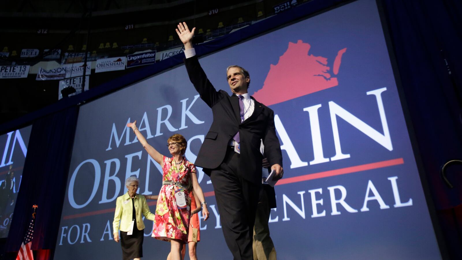 articles/2013/11/06/guns-go-down-in-the-nra-s-backyard/131106-obenshain-guns-gerney-tease_l0oqjy