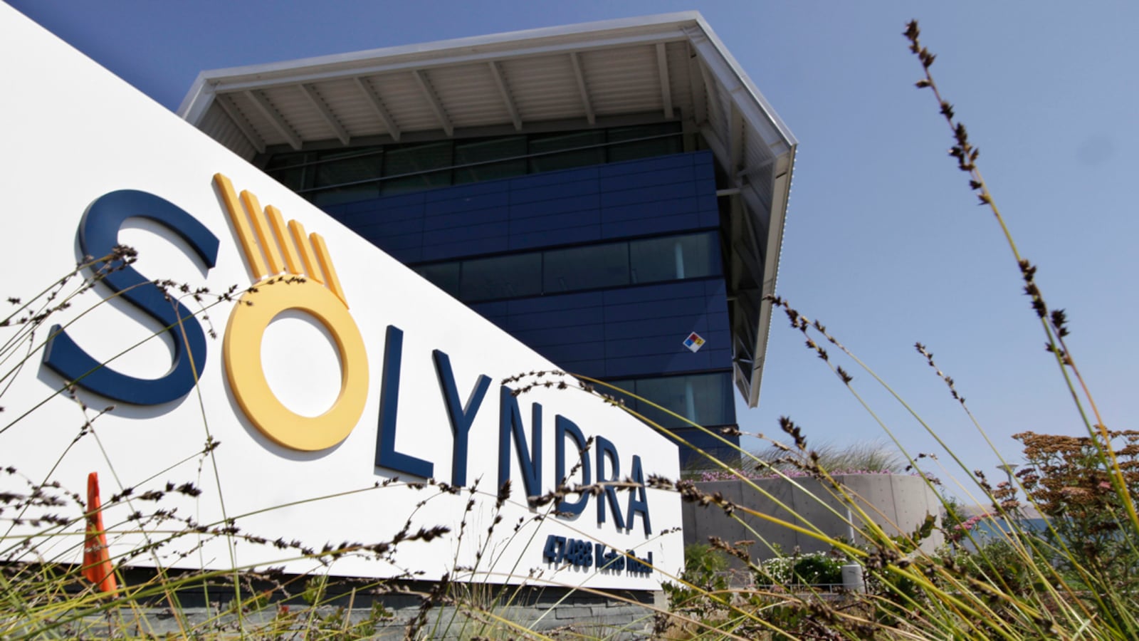 cheats/2011/09/24/solyndra-execs-take-the-fifth/solyndra-bankruptcy-investigation-cheat_asxfap