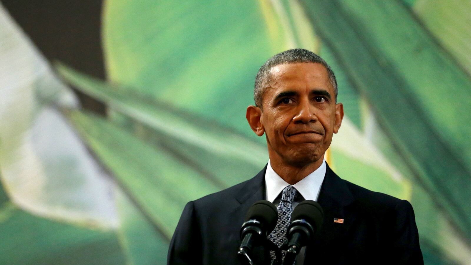 cheats/2015/11/17/obama-blasts-gop-anti-refugee-critics/151117-obama-gop-anti-refugee-critics-cheat_tguvls