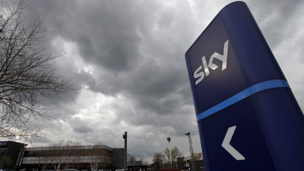 cheats/2012/09/20/bskyb-can-keep-broadcast-license/b-sky-b-cleared-cheat_miimj9