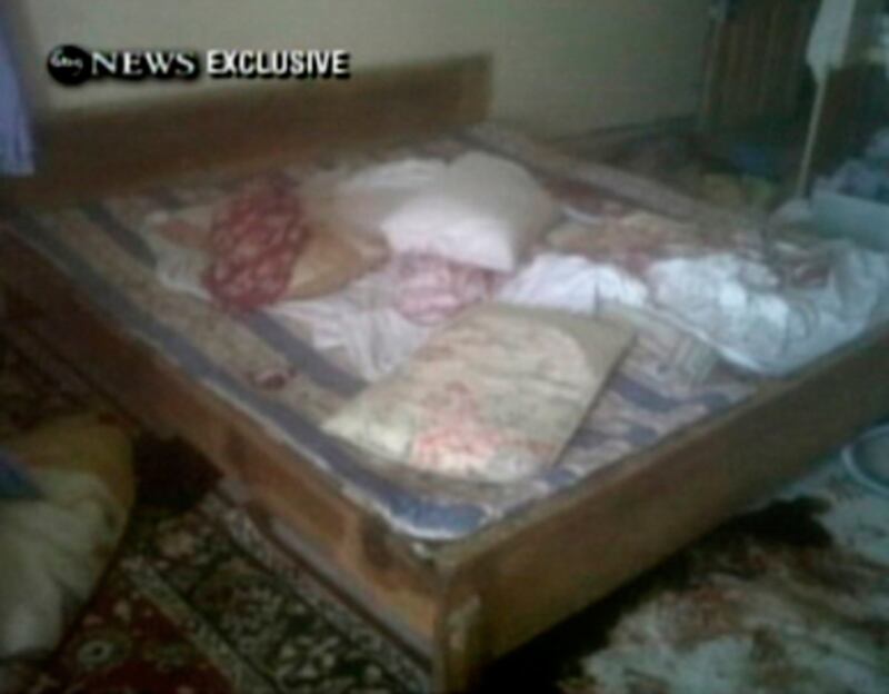 articles/2011/05/04/pakistani-official-says-cia-was-warned-of-suspicions-about-bin-laden-compound/gallery-launch---graham-osama-hideout_i9vc5m