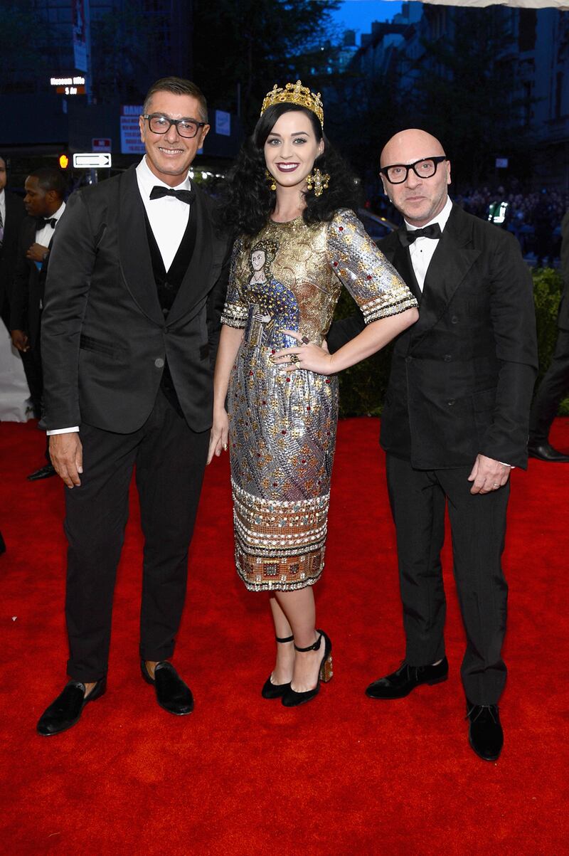 galleries/2013/05/06/met-gala-2013-red-carpet-gallery-photos/130506-met-gala-Perry_oa7yr7