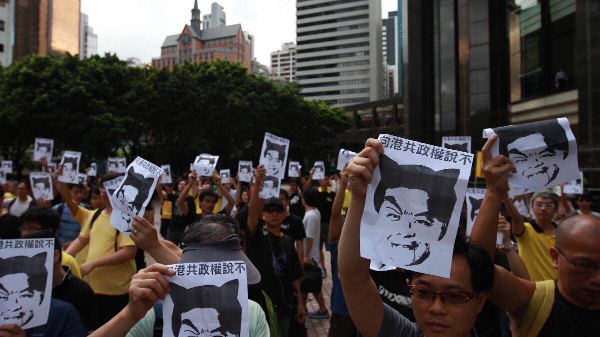 cheats/2012/07/01/honk-kong-s-leader-meets-protest/hong-kong-protest-leung-chun-ying-cheat_dhoy5q