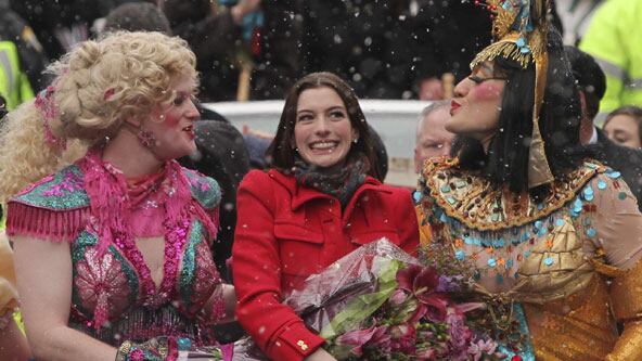 cheats/2010/01/29/hathaway-receives-hasty-pudding-award/sx-top---hathaway-pudding_cotvje