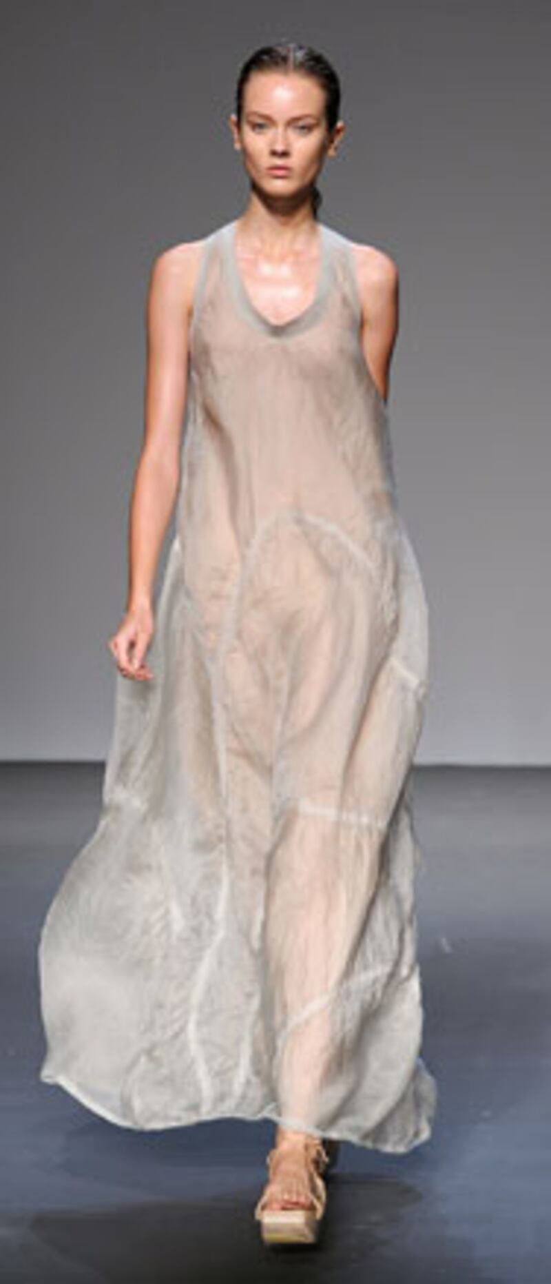 galleries/2009/09/17/ny-fashion-week-day-8/fashion-day-8---3_fxfqcv