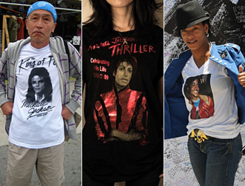 articles/2009/07/09/the-ultimate-michael-merchandise/espinosa-jackson-tees---gallery-launch_ehuxkn