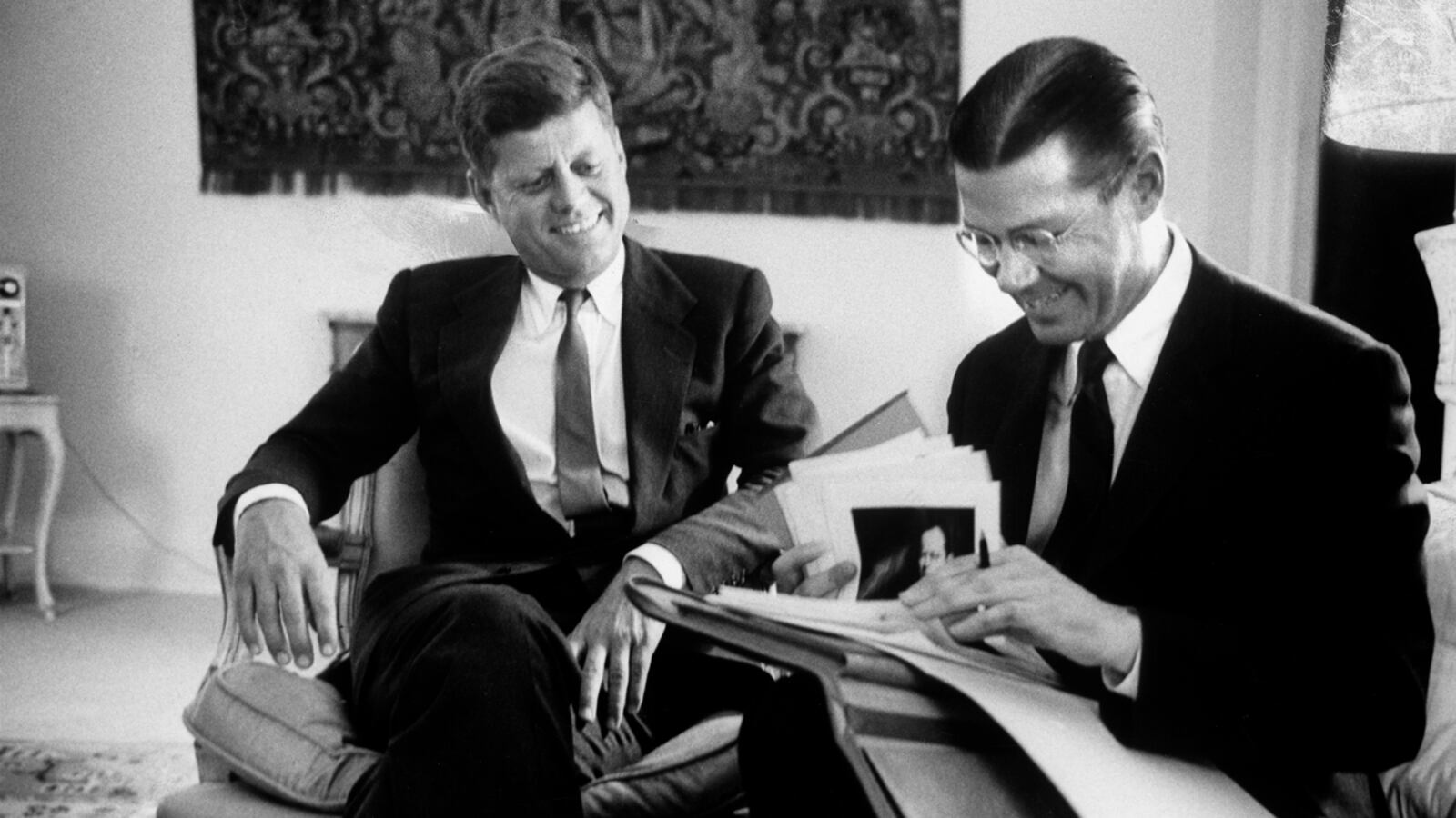 galleries/2012/10/15/sotheby-s-robert-s-mcnamara-auction-photos/mcnamara-auction-kennedy-letters-mcelwaine-tease_jrgtc1