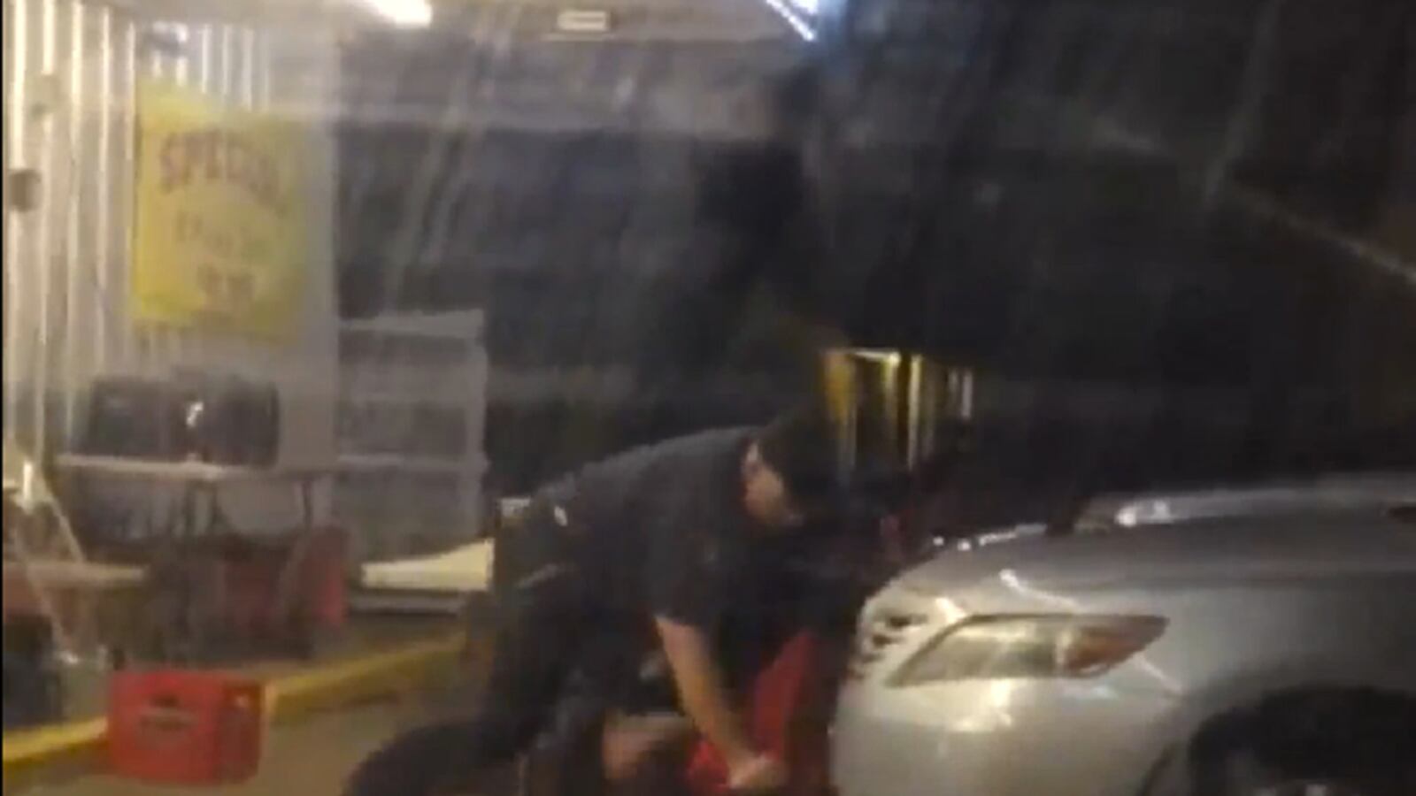 cheats/2016/07/11/da-recusing-himself-from-sterling-case/160706-baton-rouge-shooting-cheat_g8gqay