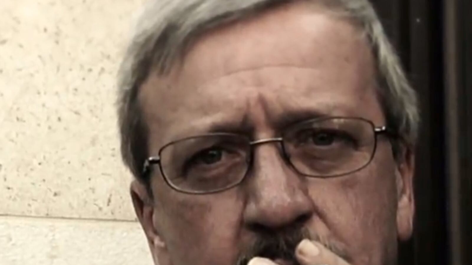 articles/2011/10/25/mark-block-the-man-in-herman-cain-s-smoking-new-video/cain-smoking-ad-graham_drslil