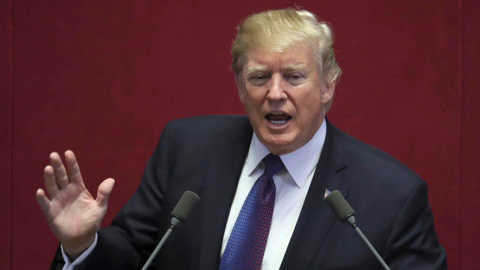 171107-trump-north-korea-warning-cheat_bc1rju