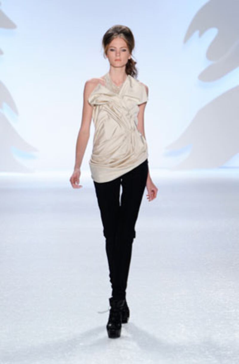 galleries/2010/07/22/salt-s-spy-style/spies---wang_mc6vwo