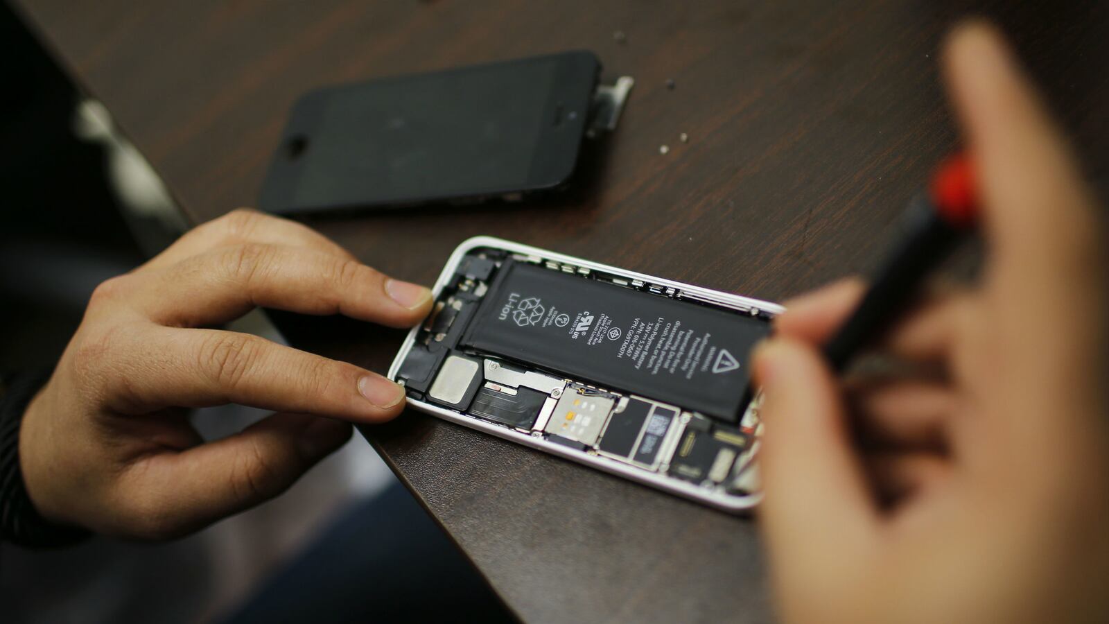 cheats/2016/04/07/obama-won-t-back-encryption-legislation/160407-obama-refuses-encryption-bill-cheat_rqiid2