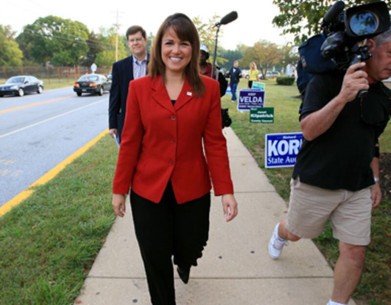 articles/2010/10/18/meghan-mccain-on-why-shes-against-christine-odonnell/mccain-odonnell_134791_zs6t8g