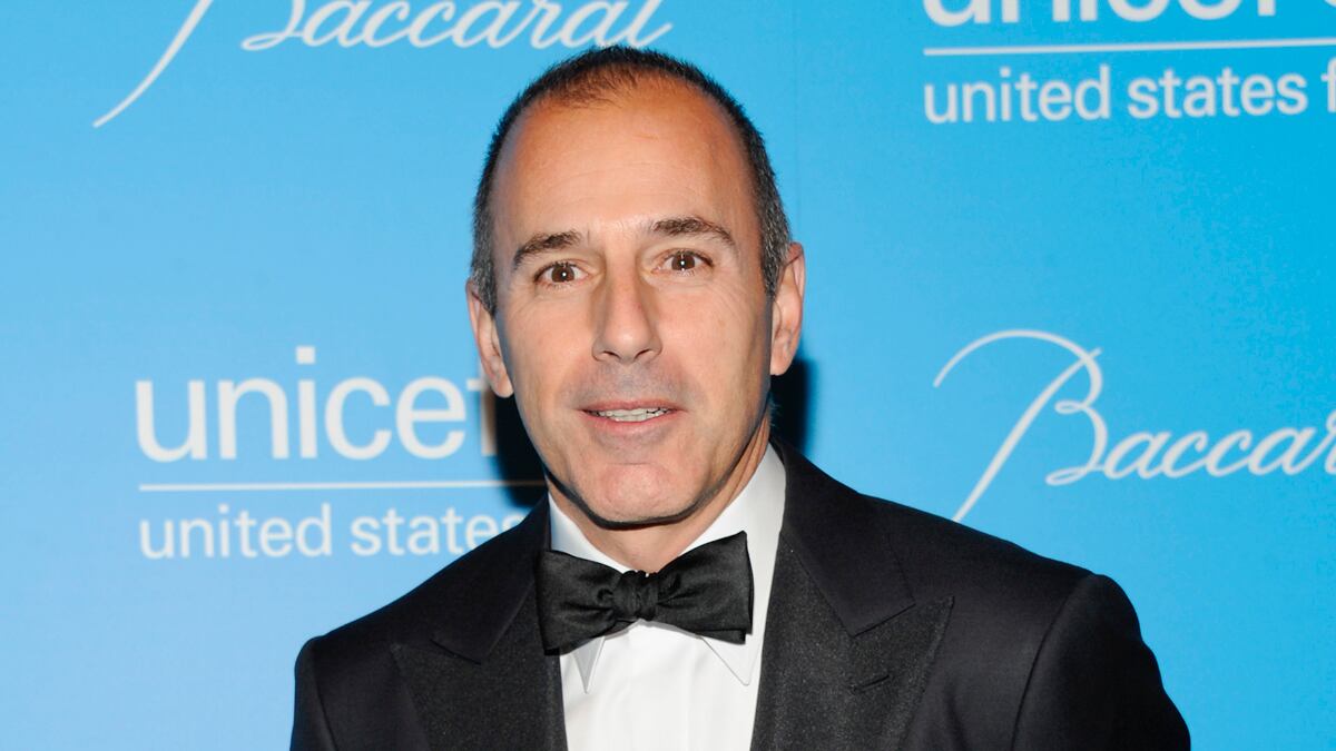 cheats/2012/04/05/matt-lauer-renews-nbc-contract/matt-lauer-cs_bgbc30