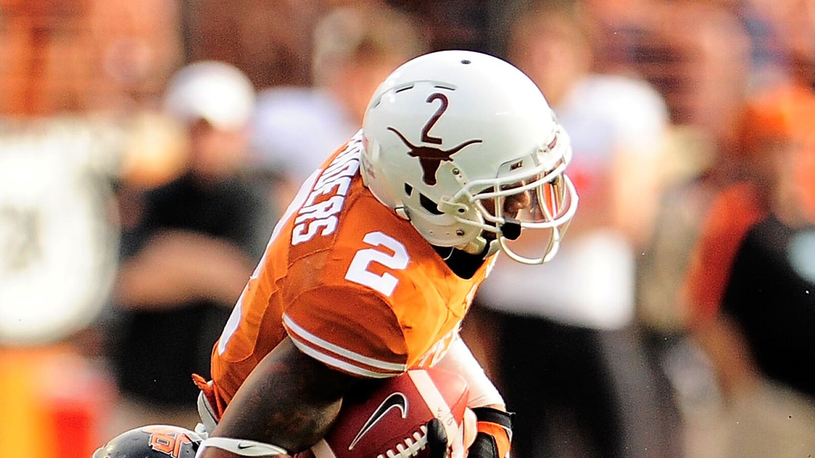 cheats/2014/07/24/sexual-assault-charges-for-texas-players/140724-texas-assault_erdvfh