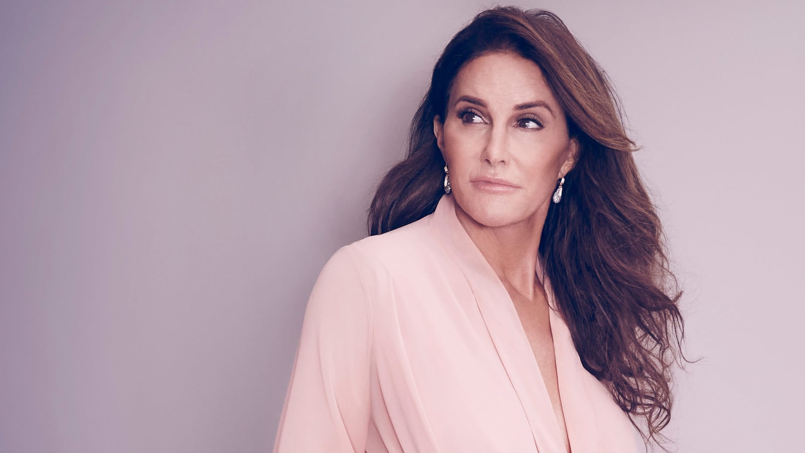articles/2015/08/04/will-caitlyn-jenner-find-her-true-voice/150803-teeman-voice-therapy-tease_slsgld