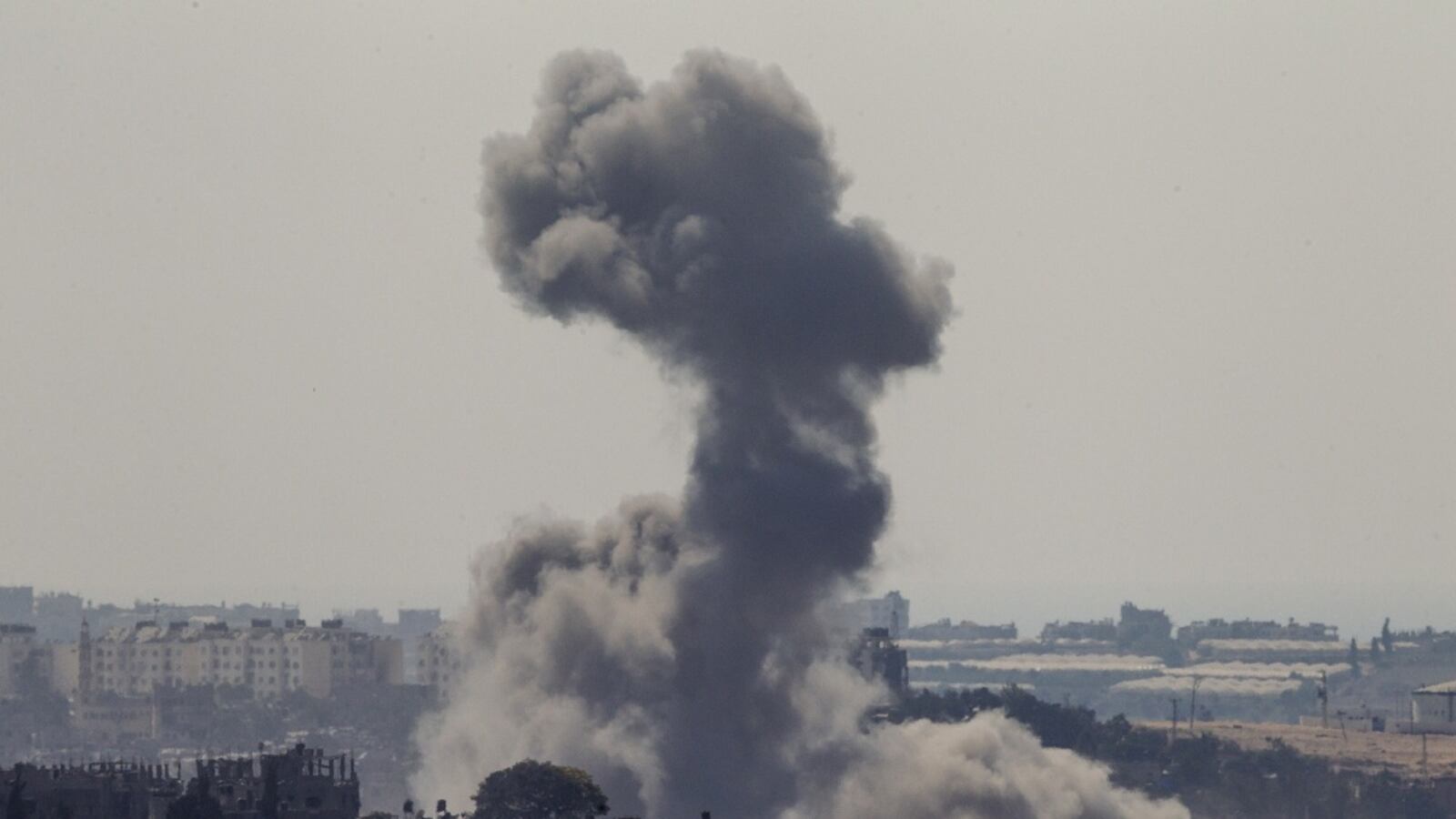 cheats/2014/07/29/un-more-rockets-found-in-gaza-school/140729-hamas-school.jpg_tmyong