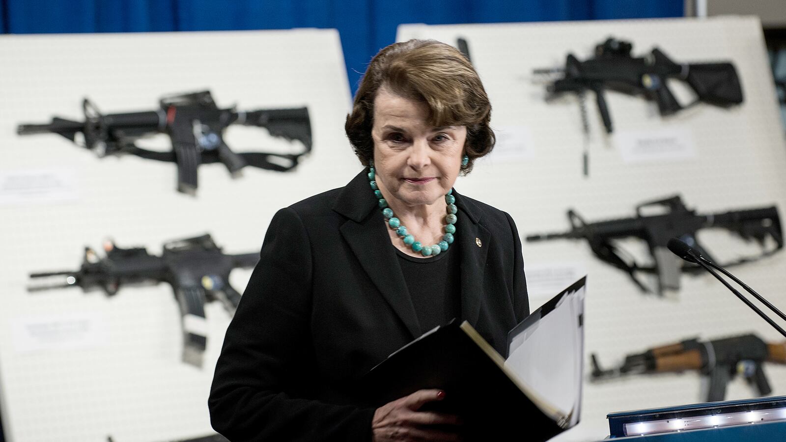 cheats/2013/03/19/assault-weapons-ban-won-t-be-in-senate-gun-bill/130319-assault-weapons-ban-cheat_oqmalh