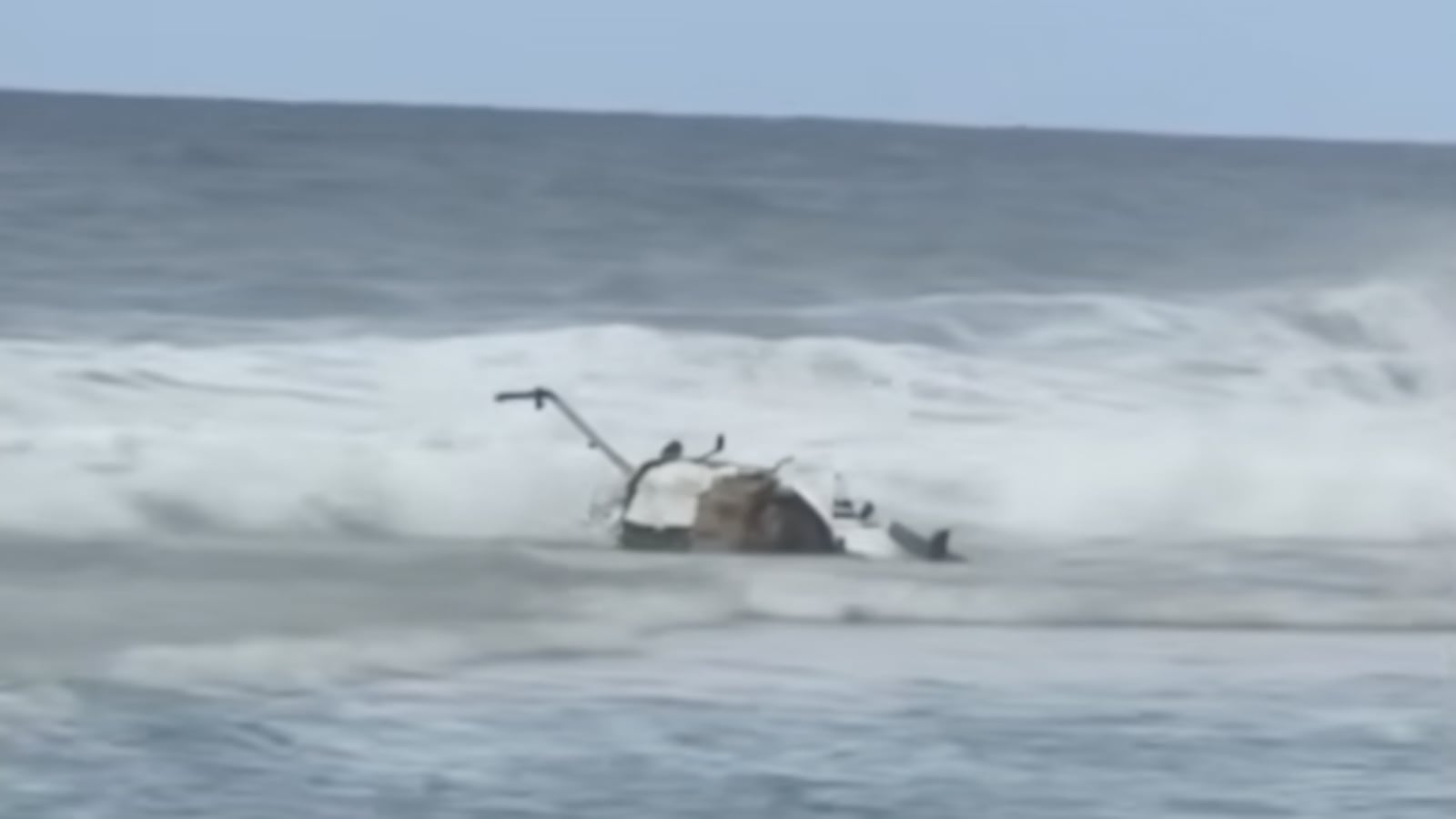 Helicopter crash at Kalalau Beach
