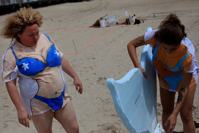 galleries/2013/08/11/seo-the-2013-artist-sandcastle-competition-hosted-by-creative-time-photos/gal-sandcastle-5_so86ol