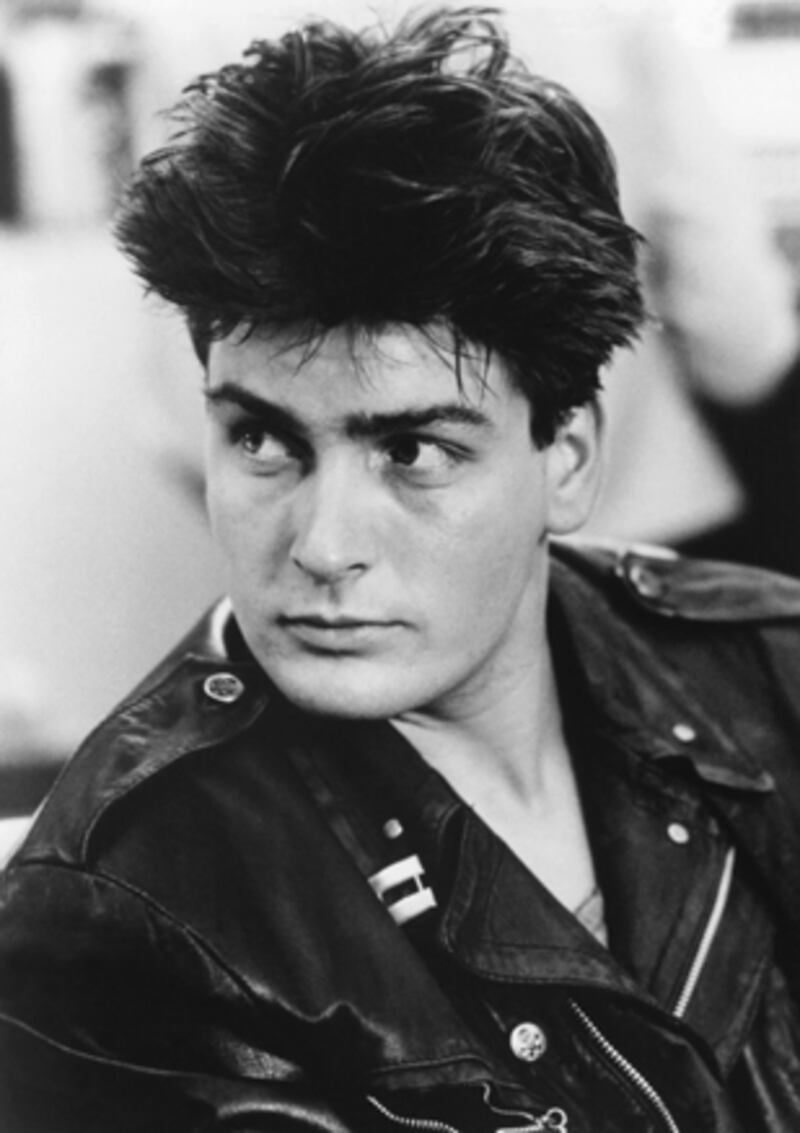 galleries/2010/10/26/charlie-sheen-s-self-help-manual/charlie-sheen---ferris-buellers-day-off_al5fqq