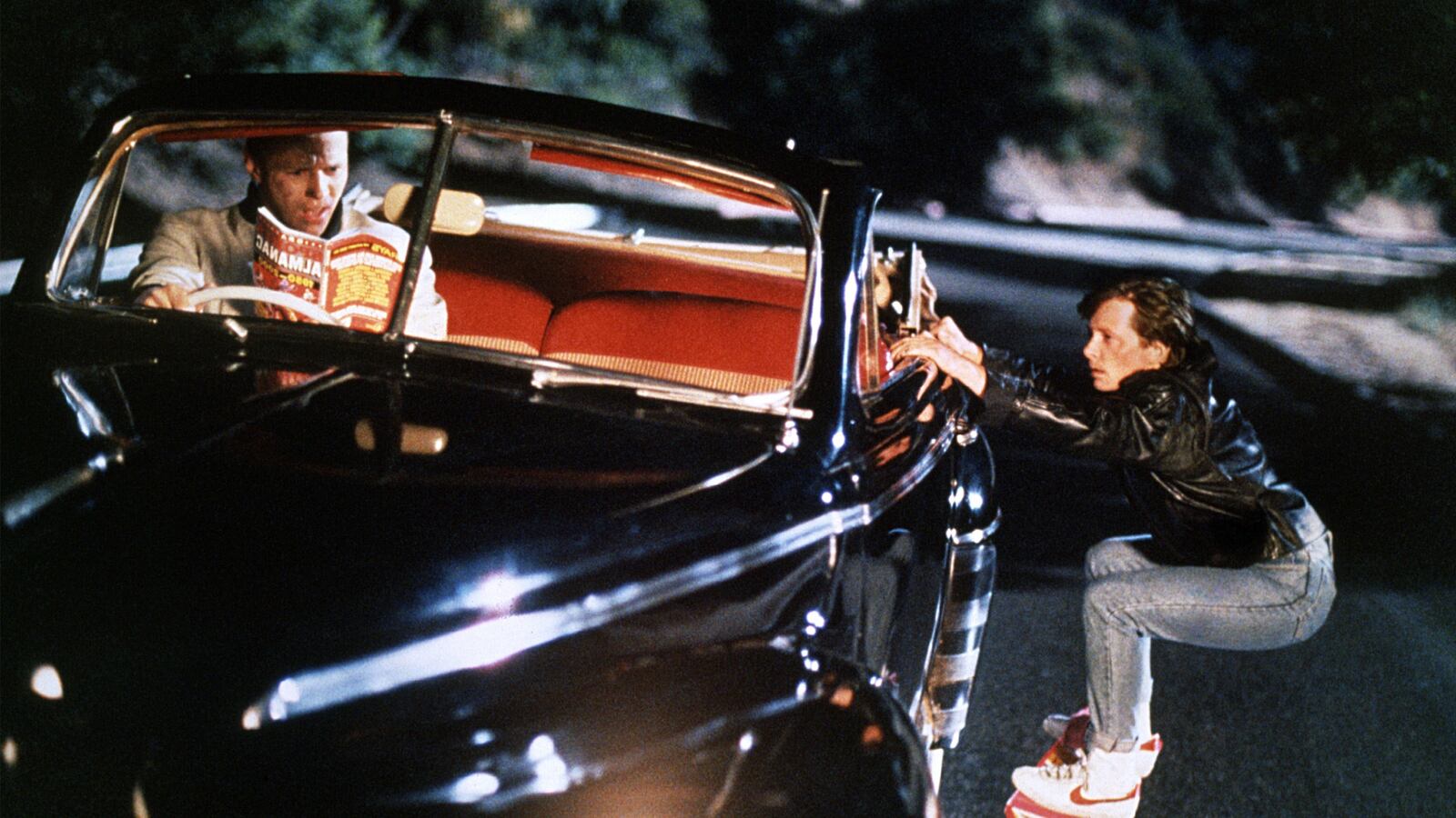 articles/2014/10/25/i-want-my-damn-hoverboard-12-movie-inventions-that-should-exist/141024-goldstein-hoverboard-tease_hammdk