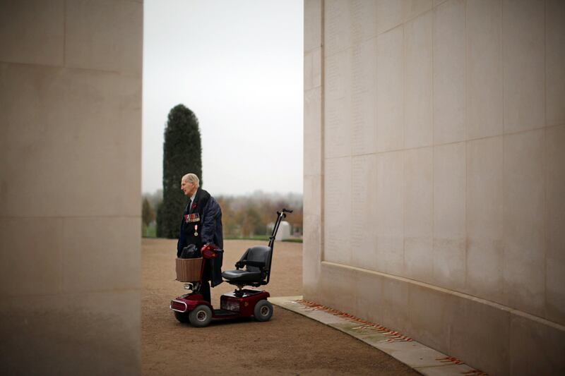 galleries/2011/10/27/photo-of-the-day/photo-of-the-day-111111-1_xfspzc