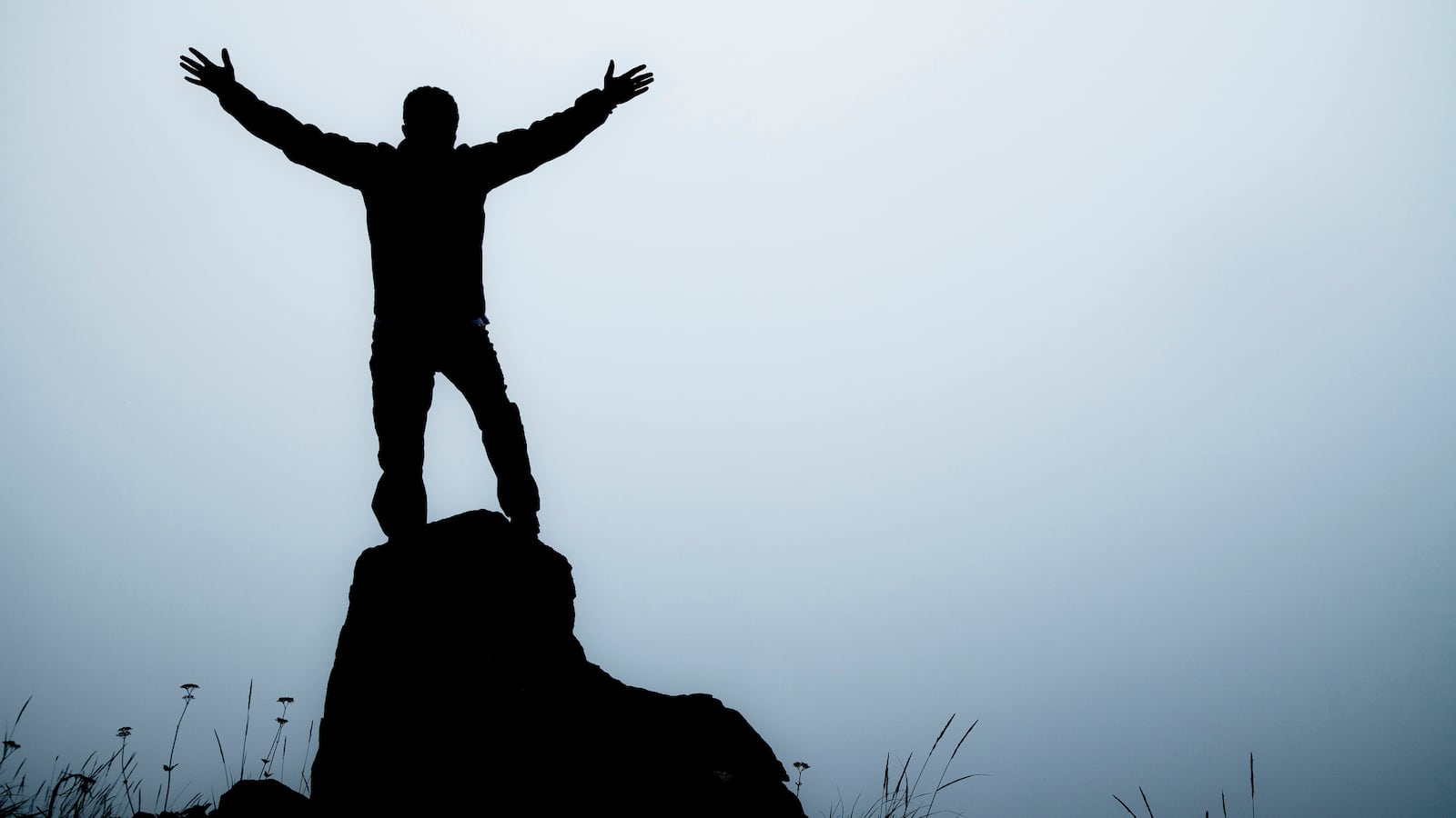 articles/2013/02/17/we-talk-with-god-what-evangelical-christians-hear/130217-luhrmann-god-hearing-tease-embed_rztolv