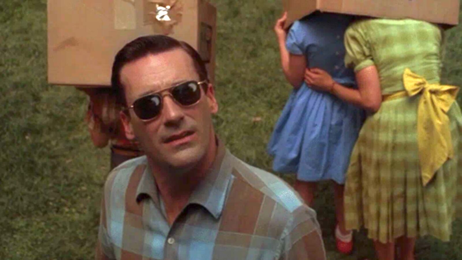 170821-mad-men-tease_xjes9f