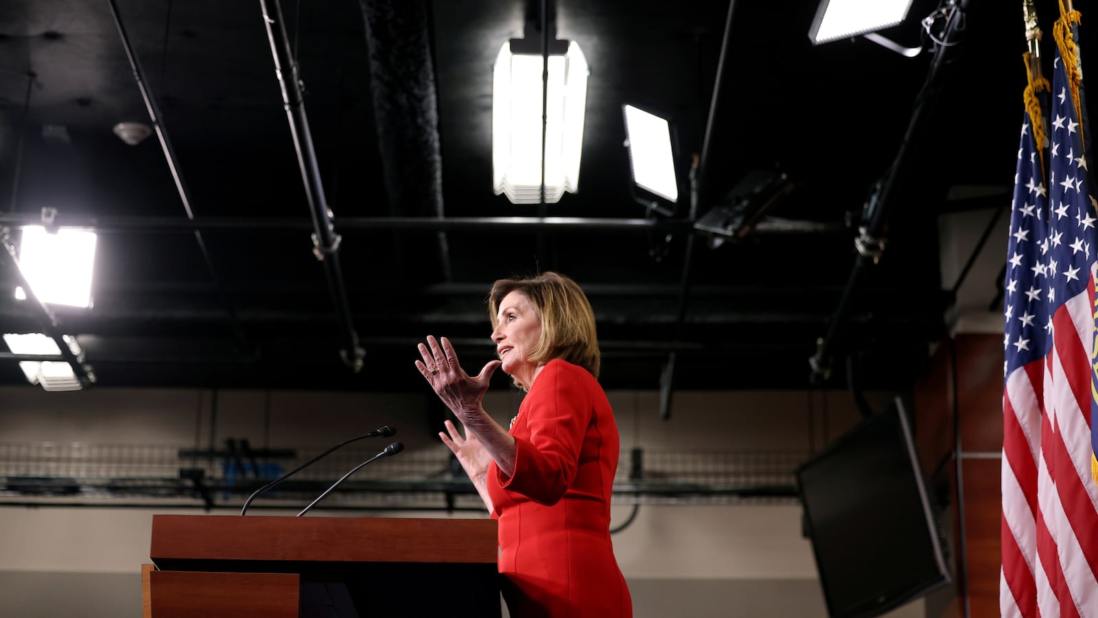 2021-05-13T155205Z_219941823_RC23FN9IXSW7_RTRMADP_3_USA-CONGRESS_frbszr