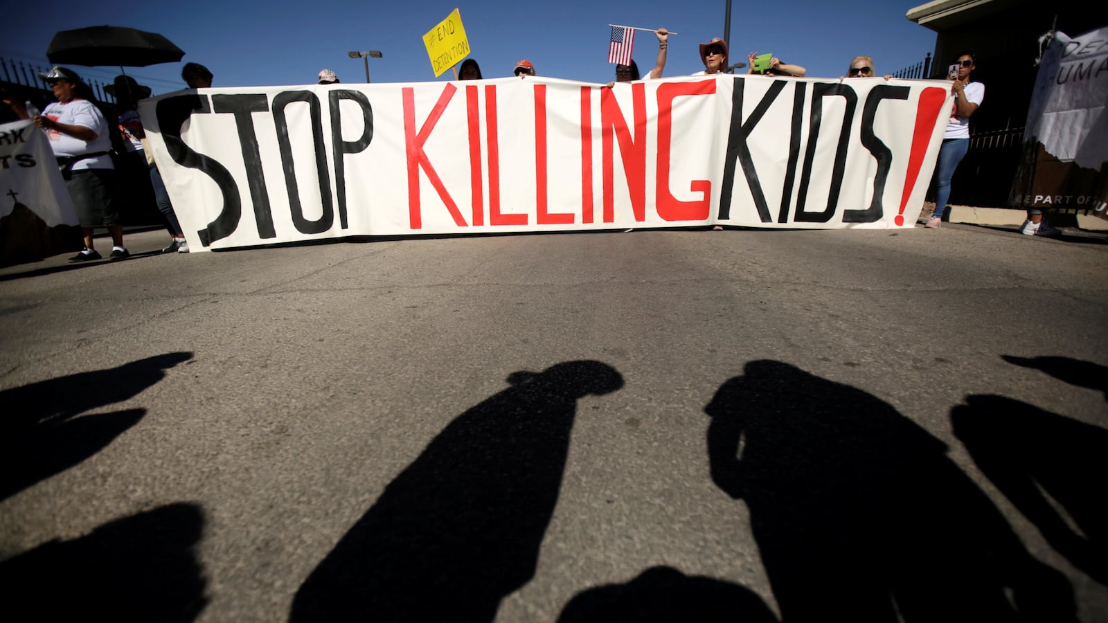 2019-05-25T194919Z_647862631_RC1A65095740_RTRMADP_3_USA-IMMIGRATION-BORDER_jge9o3