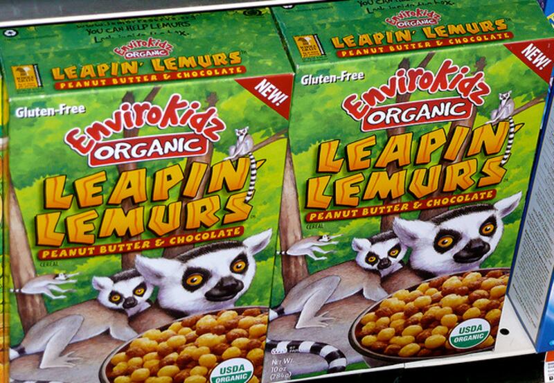 galleries/2011/12/30/the-truth-behind-organic-kid-foods-photos/organic-kid-food-myths-gal-leapin-lemurs_uxpqeq
