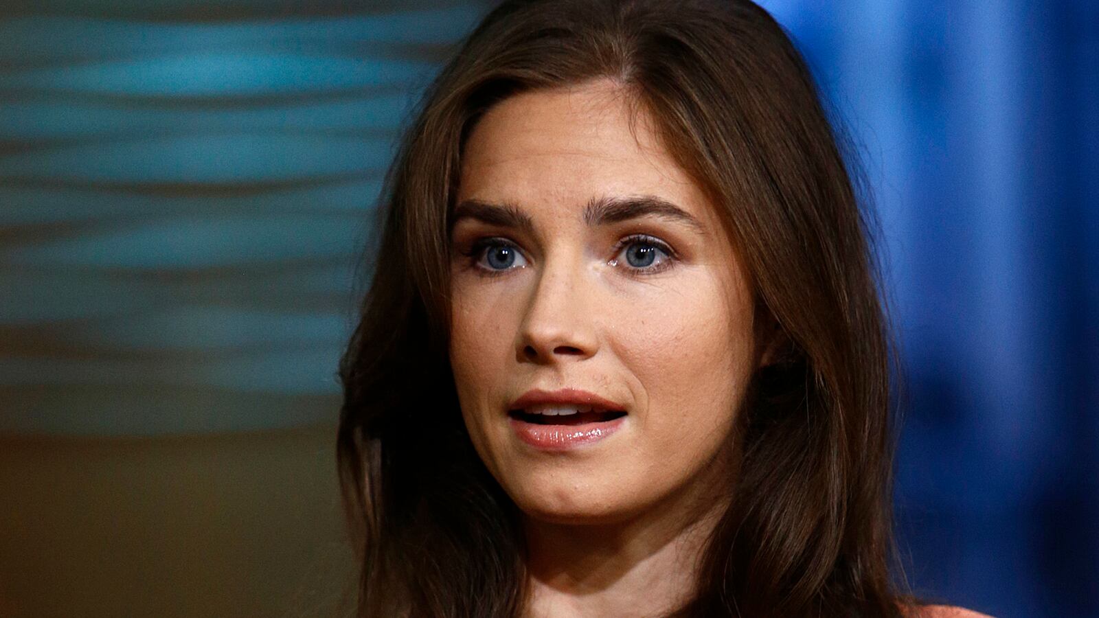 cheats/2014/01/30/knox-found-guilty-of-murder/130930-knox-trial-cheat_q5mzr3