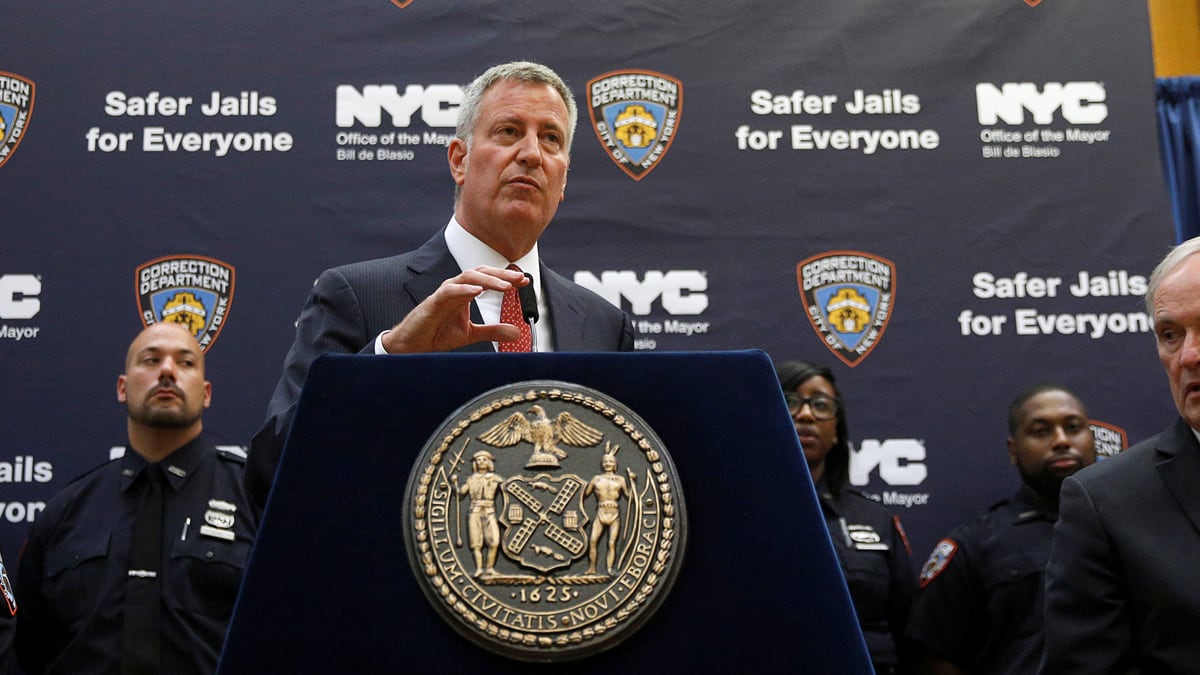 cheats/2016/11/11/de-blasio-nyc-will-resist-trump-plans/161111-deblasio-cheat_xtjfw0