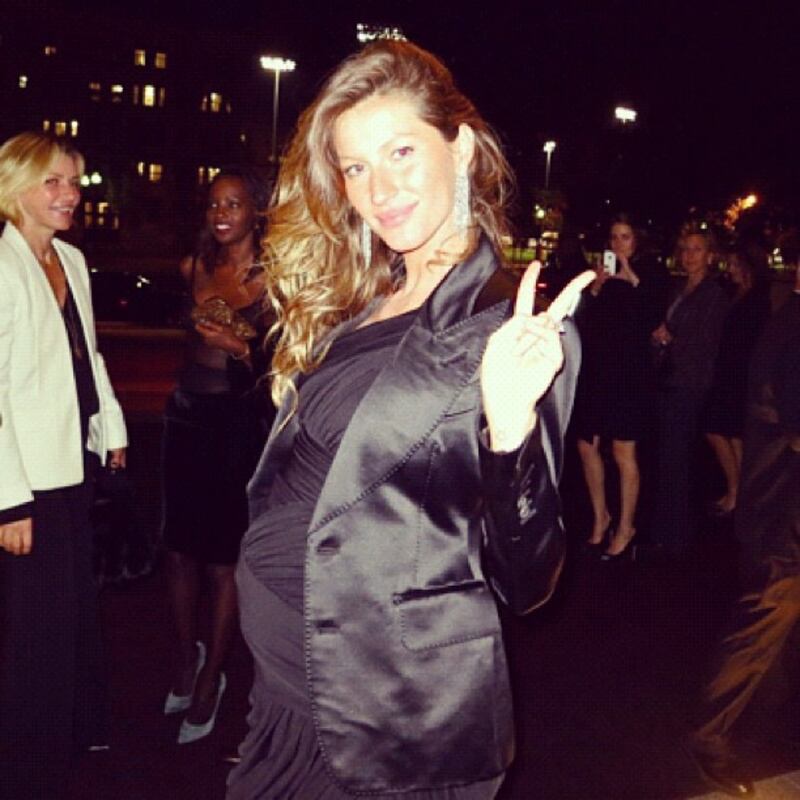 galleries/2012/10/27/joan-rivers-zac-posen-more-fashion-instagrams-photos/derek_mog65l