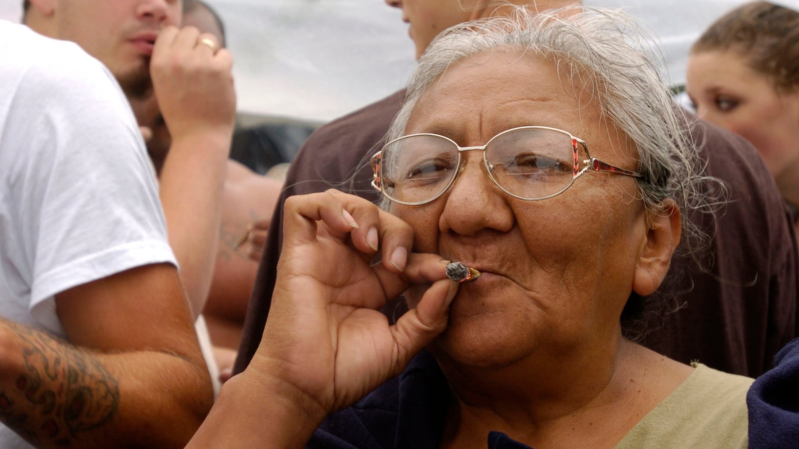 articles/2014/01/15/parents-come-out-of-the-pot-closetparents-come-out-of-the-pot-closet/140114-haglage-pot-closet-tease-NEW_fv6q6z