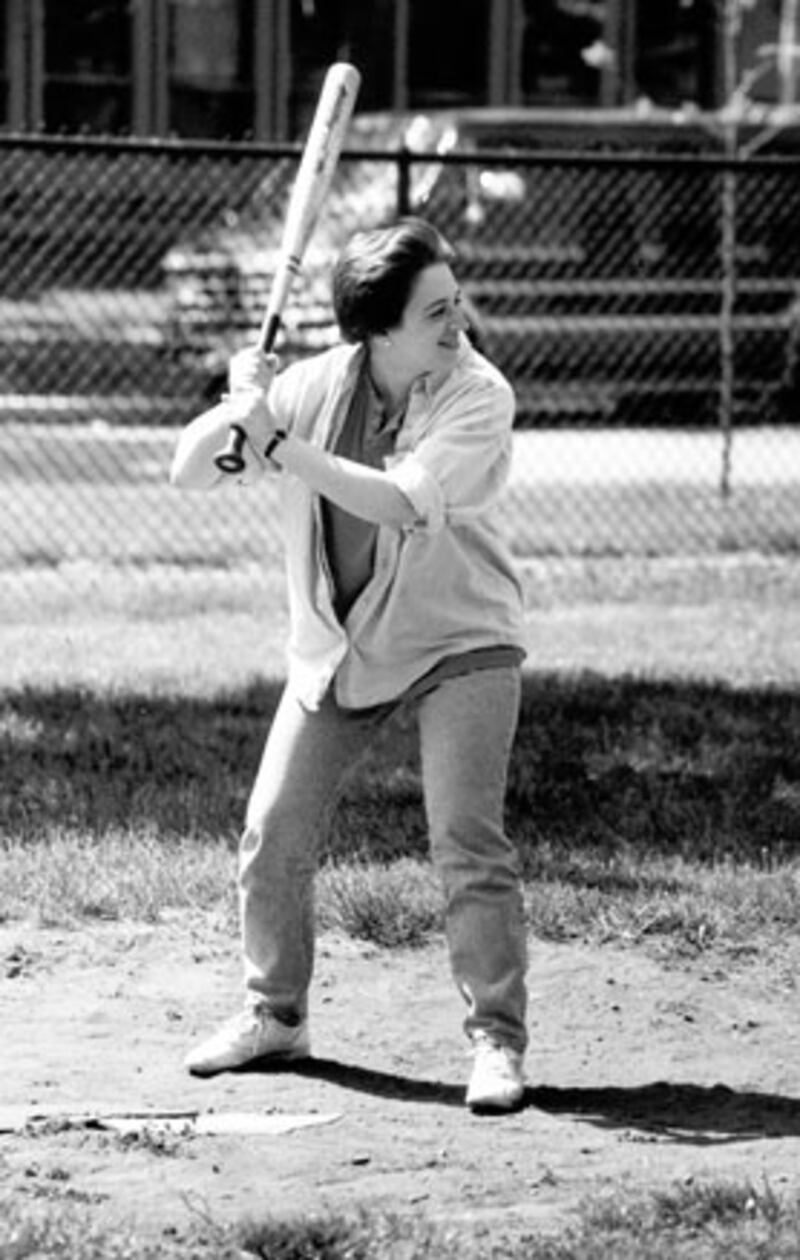 galleries/2010/05/18/celebrity-softball/celebrity-softball---kagan_wirmxk